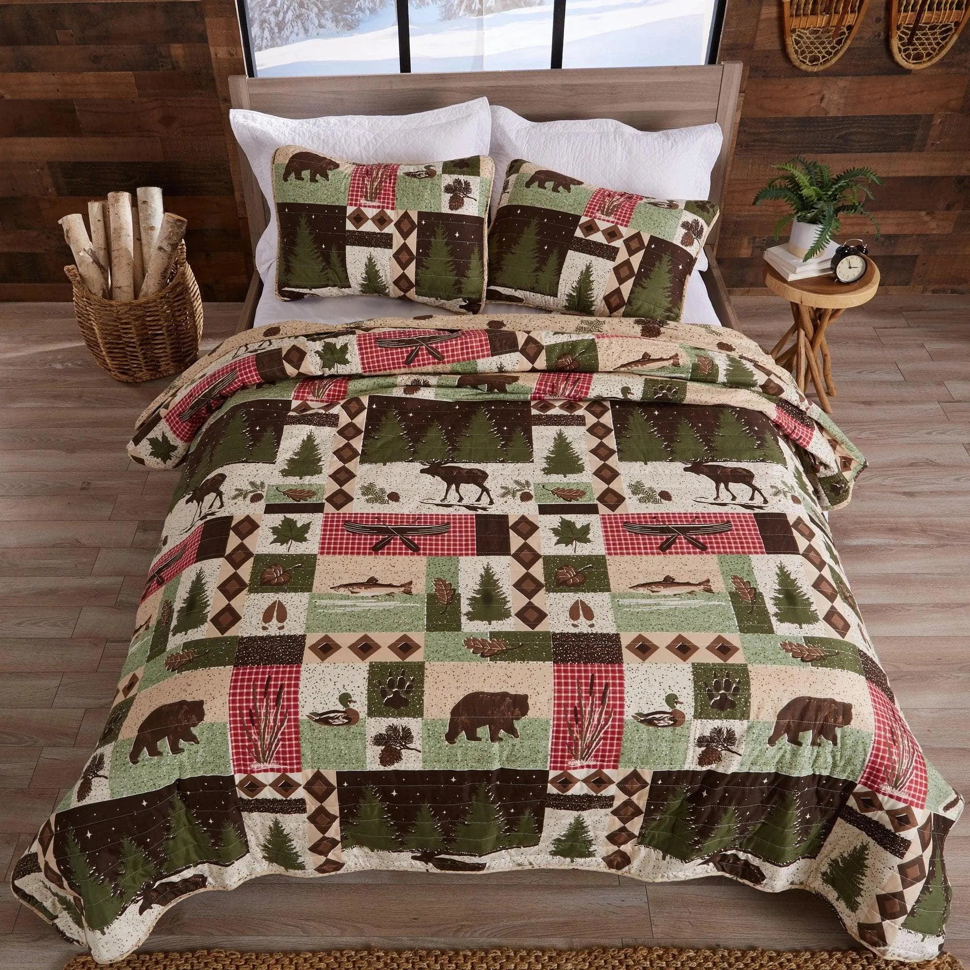 Wild Forest Reversible Quilt Set