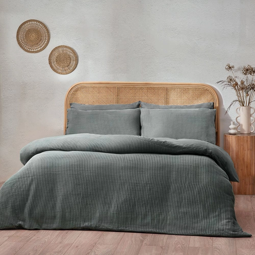 Yard Chunky Waffle Duvet Cover Set in Dusk