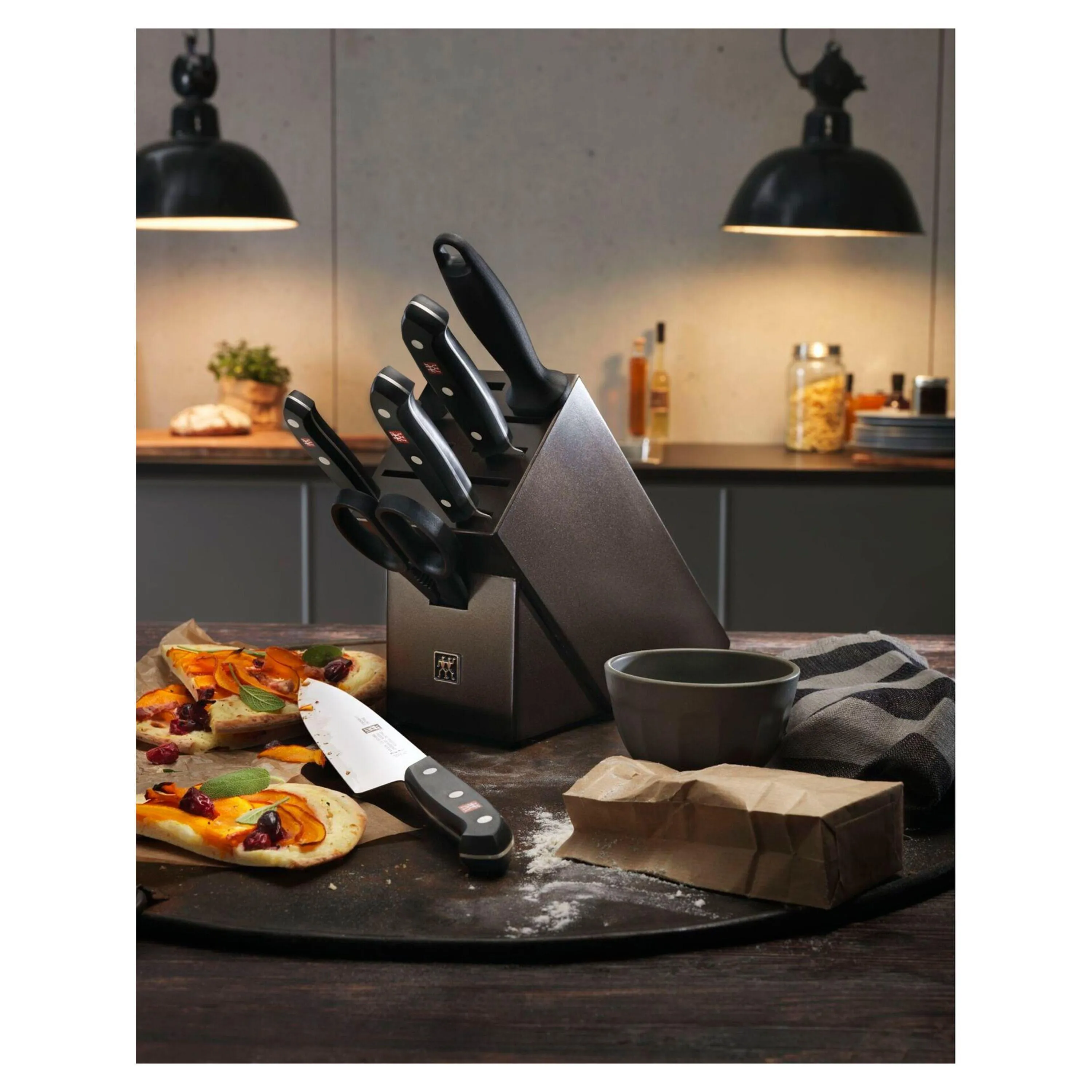 Zwilling 7-Piece Tradition Knife Block Set with Bonus Steak Set 1019241