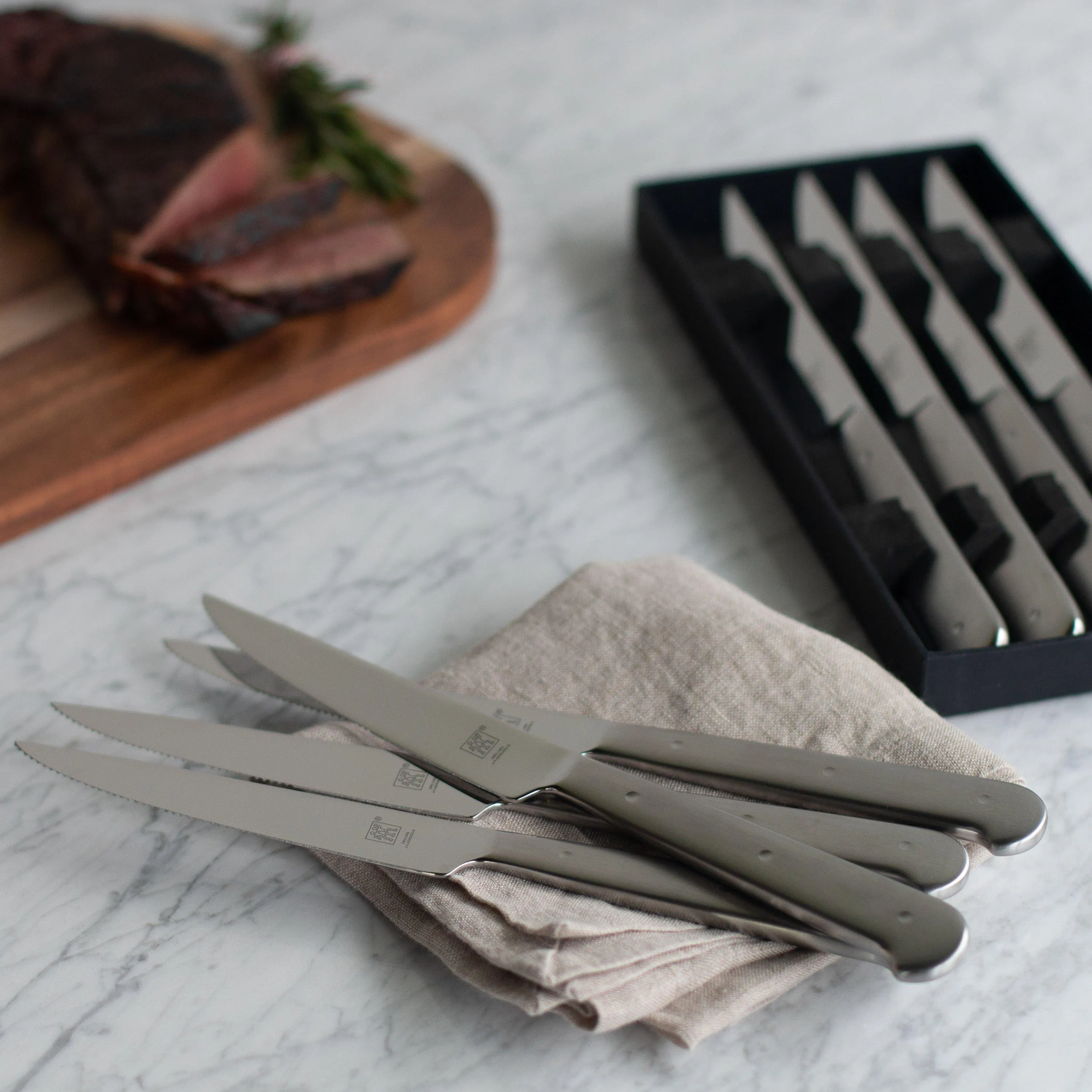 Zwilling 8-Piece Porterhouse Knife Set 1019399