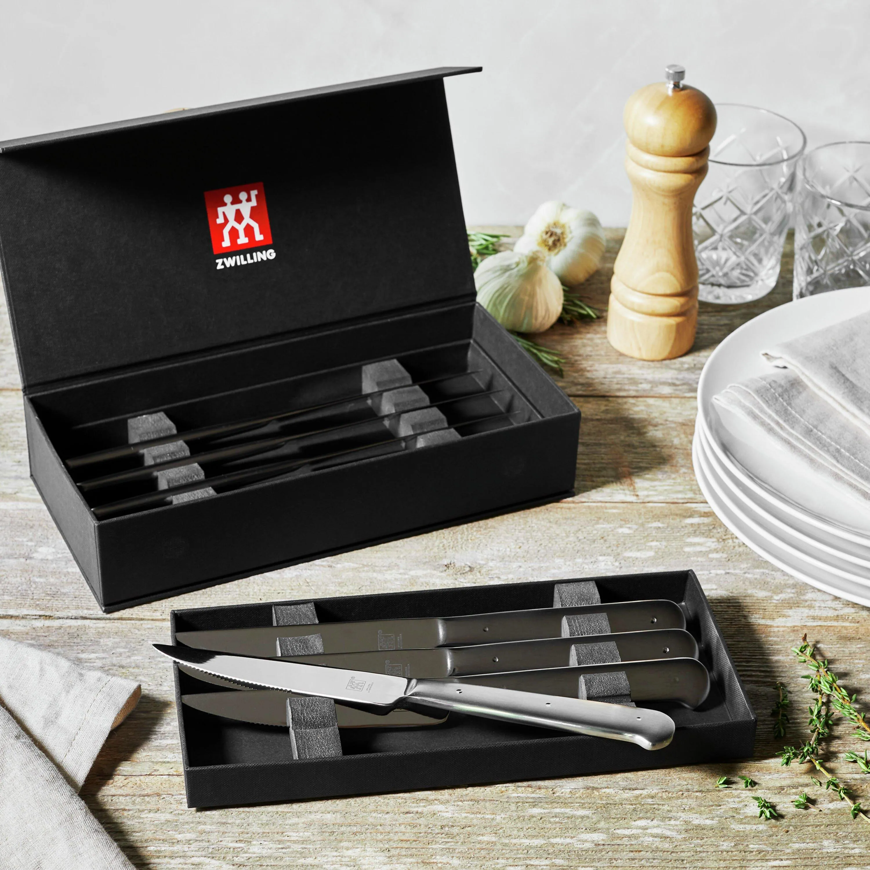Zwilling 8-Piece Porterhouse Knife Set 1019399