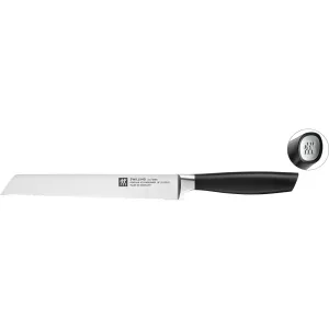 Zwilling All Star 8-inch Bread Knife 1020800 jute rug, burlap rug