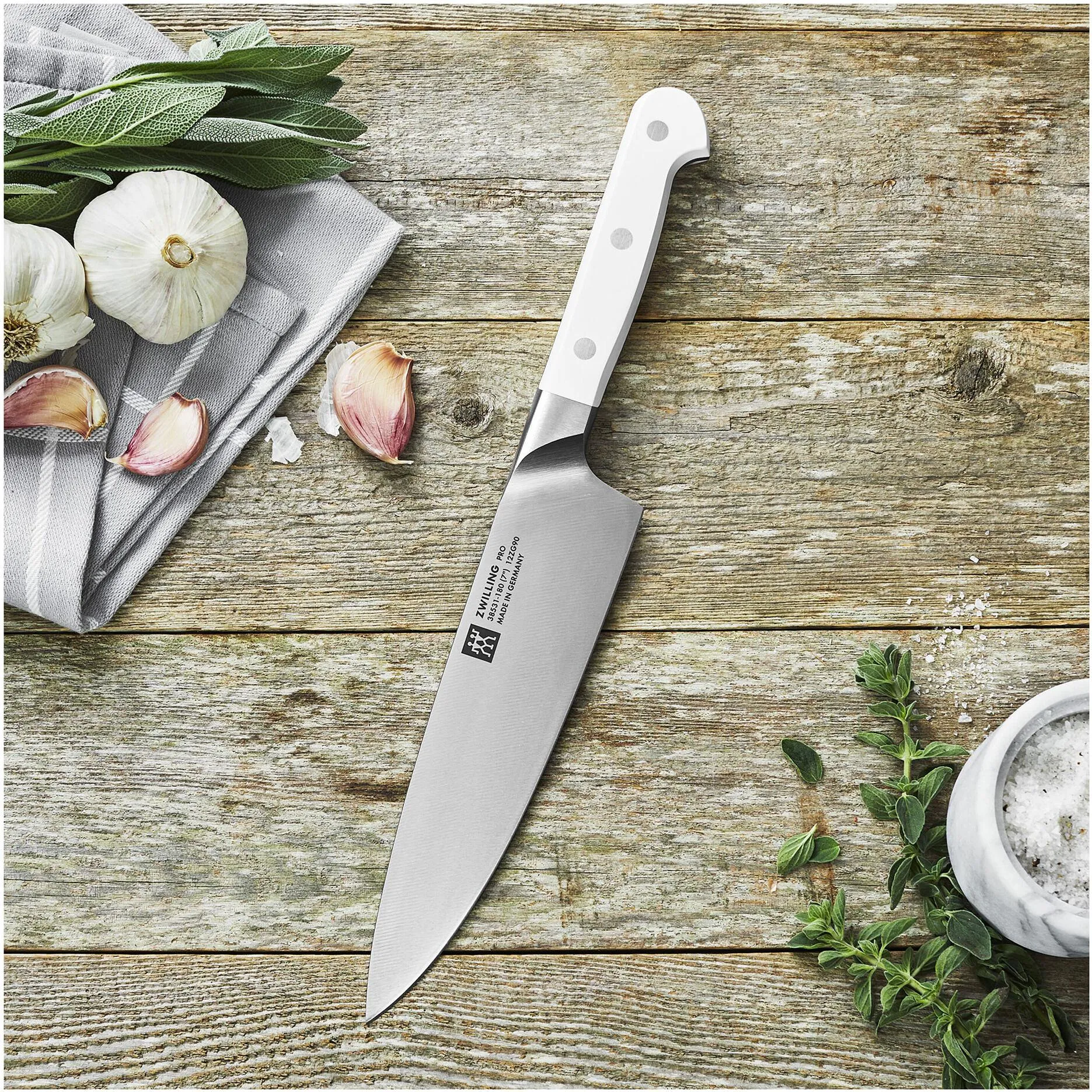Zwilling Pro Le Blanc 7-inch Chef's Knife 1023903