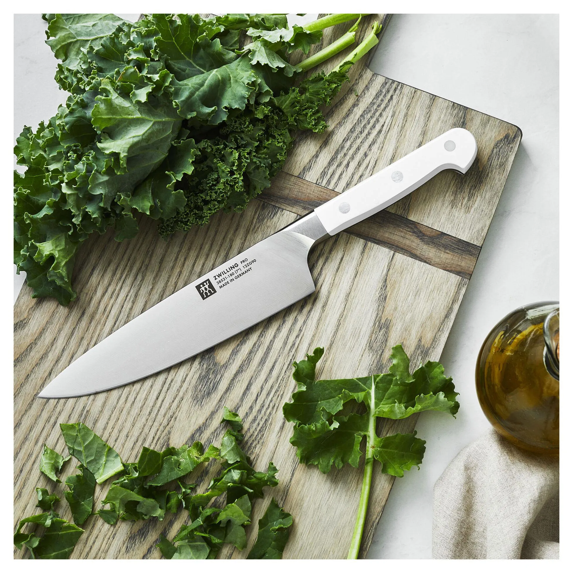 Zwilling Pro Le Blanc 7-inch Chef's Knife 1023903