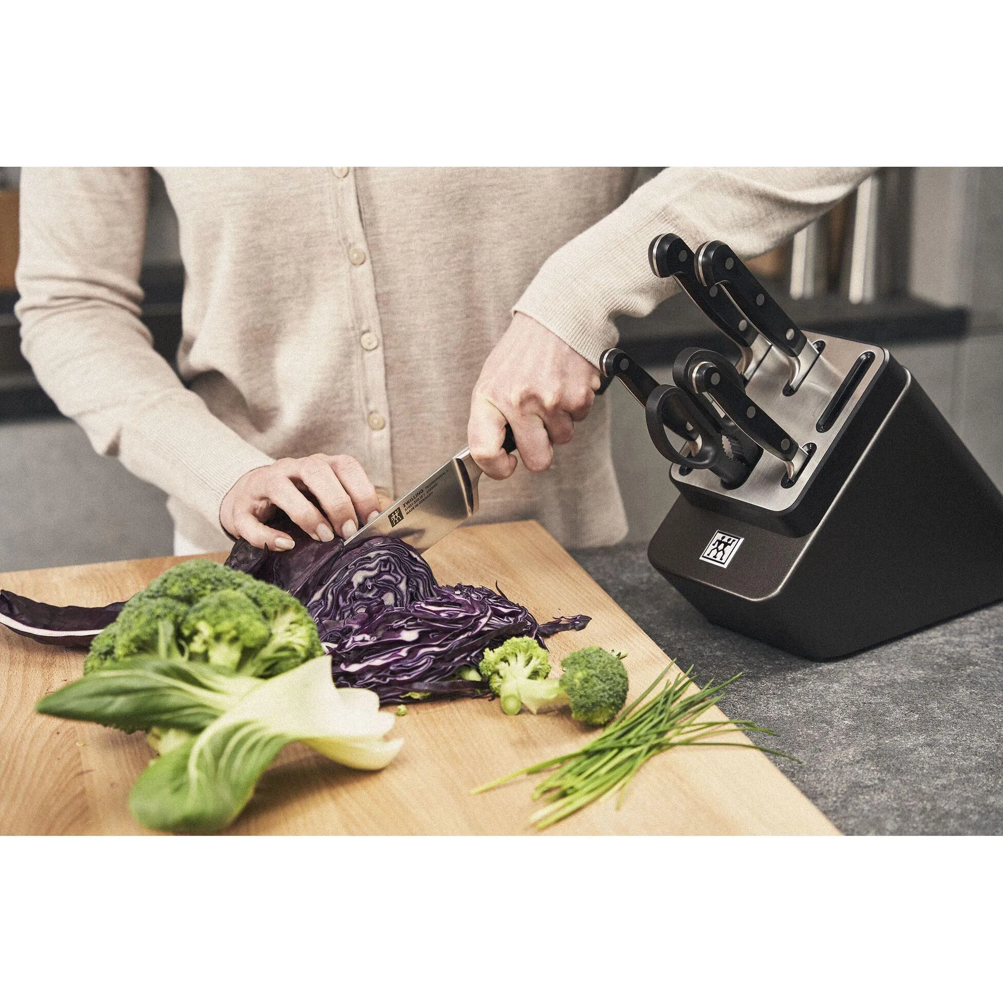 Zwilling Professional S 7-Piece Knife Block Set 1027275