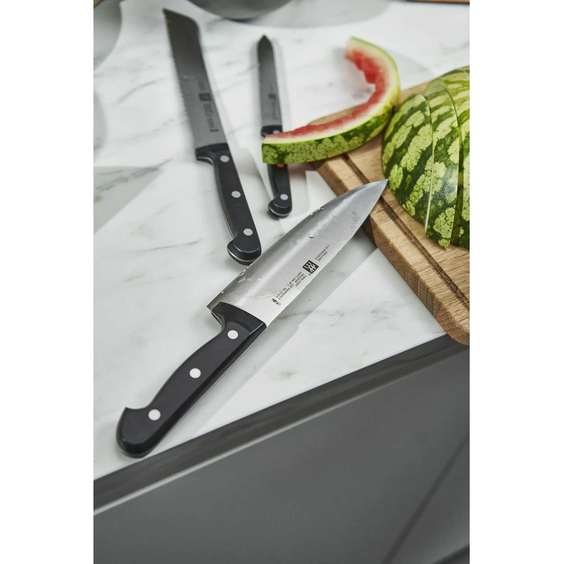 Zwilling Twin Chef 2,  8-inch Chef's Knife 1002168