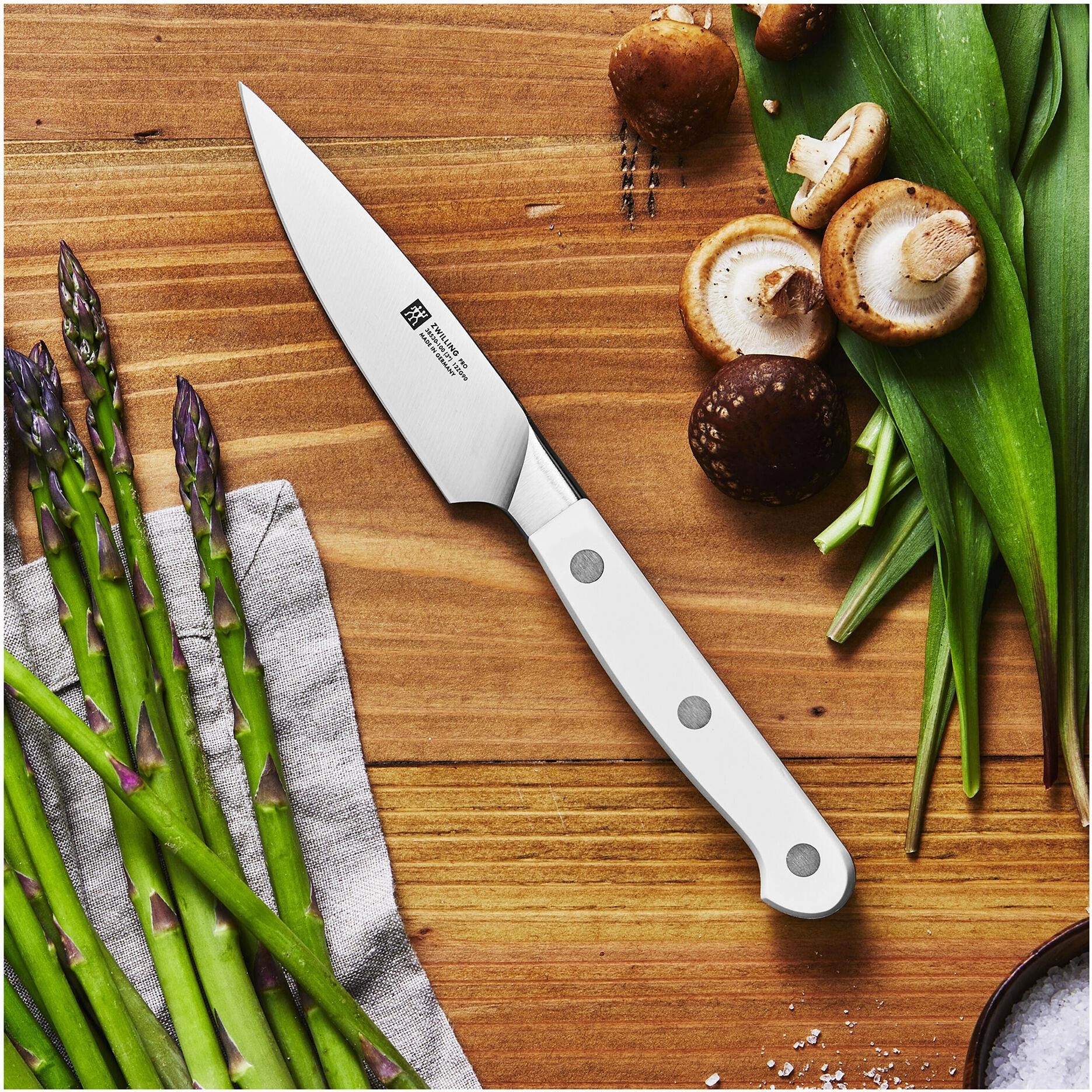 Zwilling Pro 4-inch Paring Knife 1023908